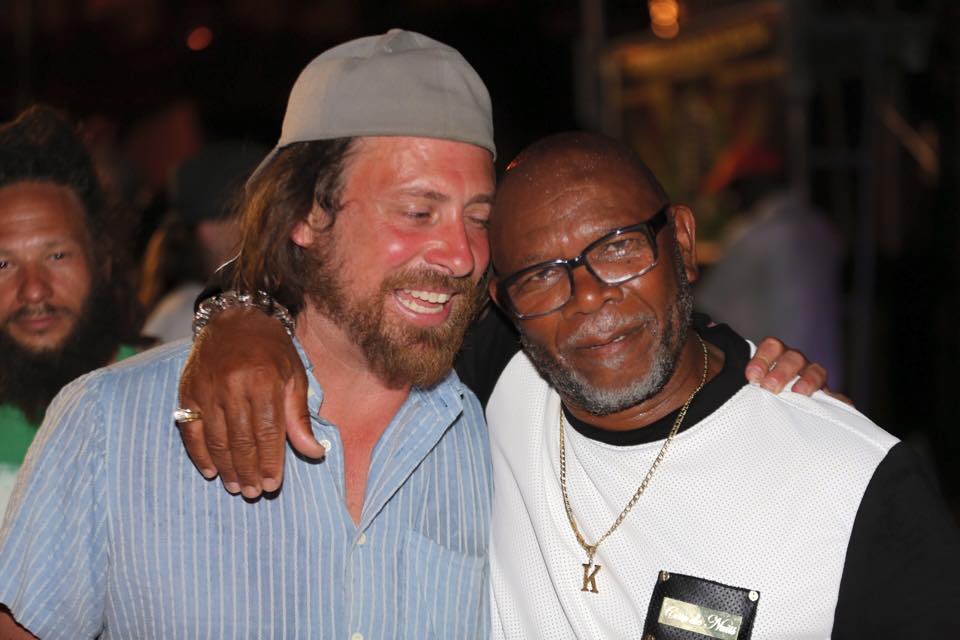 Festival promoter Kevin Purnell shares a laugh with Keith!